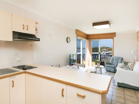 Fairholme 12 - Accommodation Mermaid Beach 3
