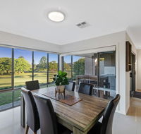 Fairway Village  Windaroo Lakes Golf Club - Accommodation Mermaid Beach