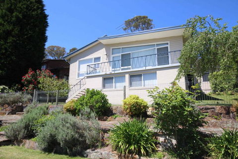 Fairways Close - Accommodation Mermaid Beach 1