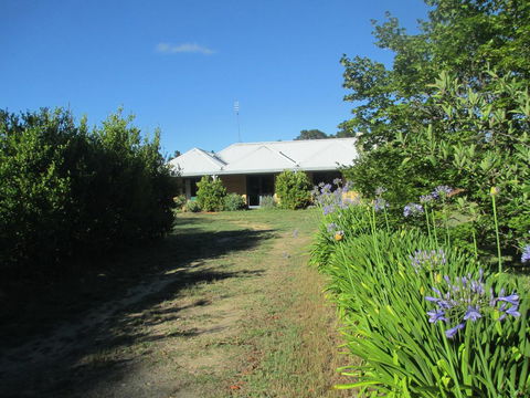 Ferndale B&B - Accommodation Mermaid Beach 2
