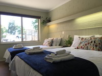 Finley Country Club Hotel Motel