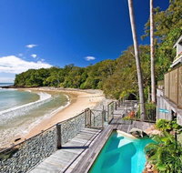 First Point - Accommodation Mermaid Beach