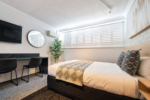 Fitzroy Motor Inn - Accommodation Mermaid Beach 2