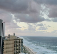 Focus Resort Oceanfront Apartments in Surfers with Ocean and Hinterland Views 25 steps to Beach - Accommodation Mermaid Beach