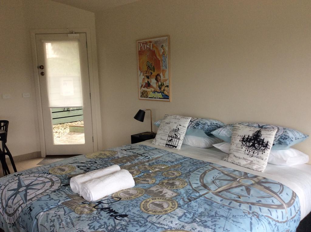 Mount Sabine VIC Accommodation Mermaid Beach
