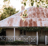 French Cottage 1854 with stunning Alfesco Garden - Accommodation Mermaid Beach