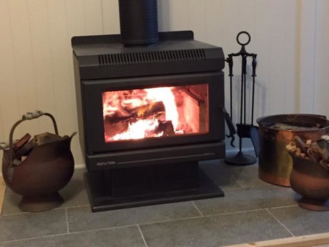 FROGGIES HOLIDAY HOUSE - Accommodation Mermaid Beach 2