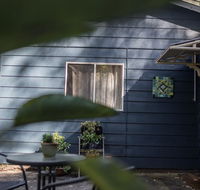 Funky Flat on Acreage - Accommodation Mermaid Beach