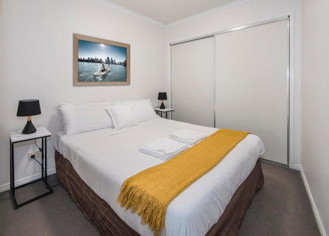 FV4006 Apartments - Accommodation Mermaid Beach 2