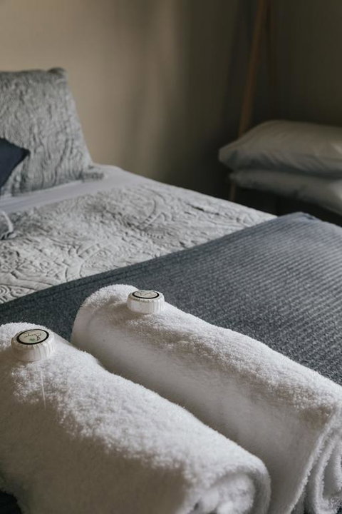 General Roberts Hotel - Accommodation Mermaid Beach 3