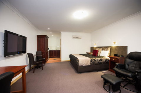 Georgian Motor Lodge - Accommodation Mermaid Beach 2
