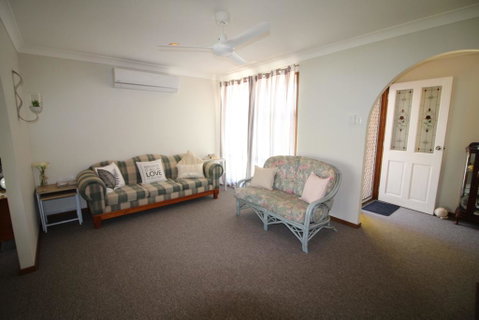 Gerry's Waterfront - Accommodation Mermaid Beach 1