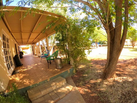 Giralia Homestay - Accommodation Mermaid Beach 3