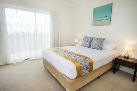 Gladstone City Central Apartment Hotel - Accommodation Mermaid Beach 2