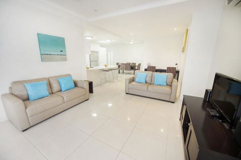 Gladstone City Central Apartment Hotel - Accommodation Mermaid Beach 1