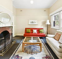 GlenIris Beautiful 6BedderFamily House2BathPool - Accommodation Mermaid Beach