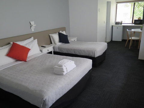 Gold Coast Inn - Accommodation Mermaid Beach 1