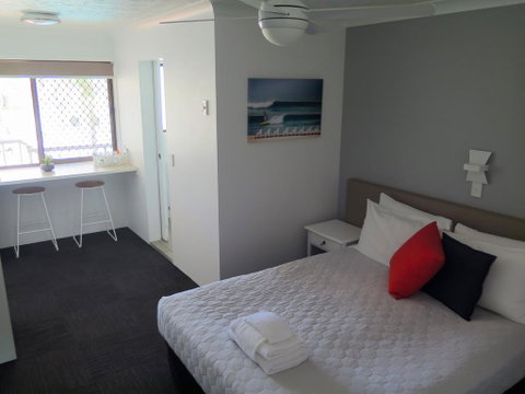 Gold Coast Inn - Accommodation Mermaid Beach 3