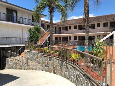 Gold Coast Inn - Accommodation Mermaid Beach 2