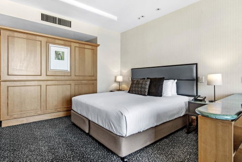 Gold Tower 17th Level Private Hotel Suite - Accommodation Mermaid Beach 1