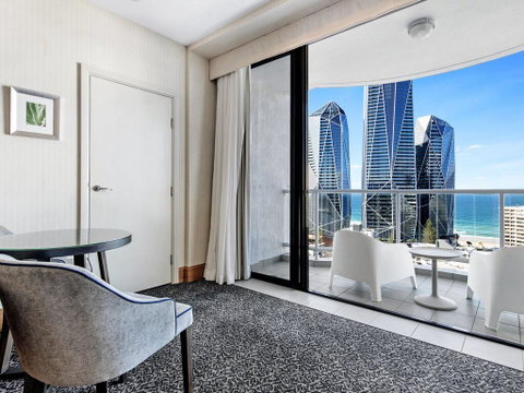 Gold Tower 17th Level Private Hotel Suite - Accommodation Mermaid Beach 0