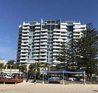 Grand Hotel Apartments Gold Coast by owner - Accommodation Mermaid Beach