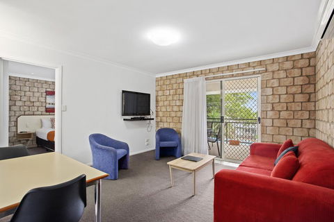 Great Divide Motor Inn - Accommodation Mermaid Beach 2