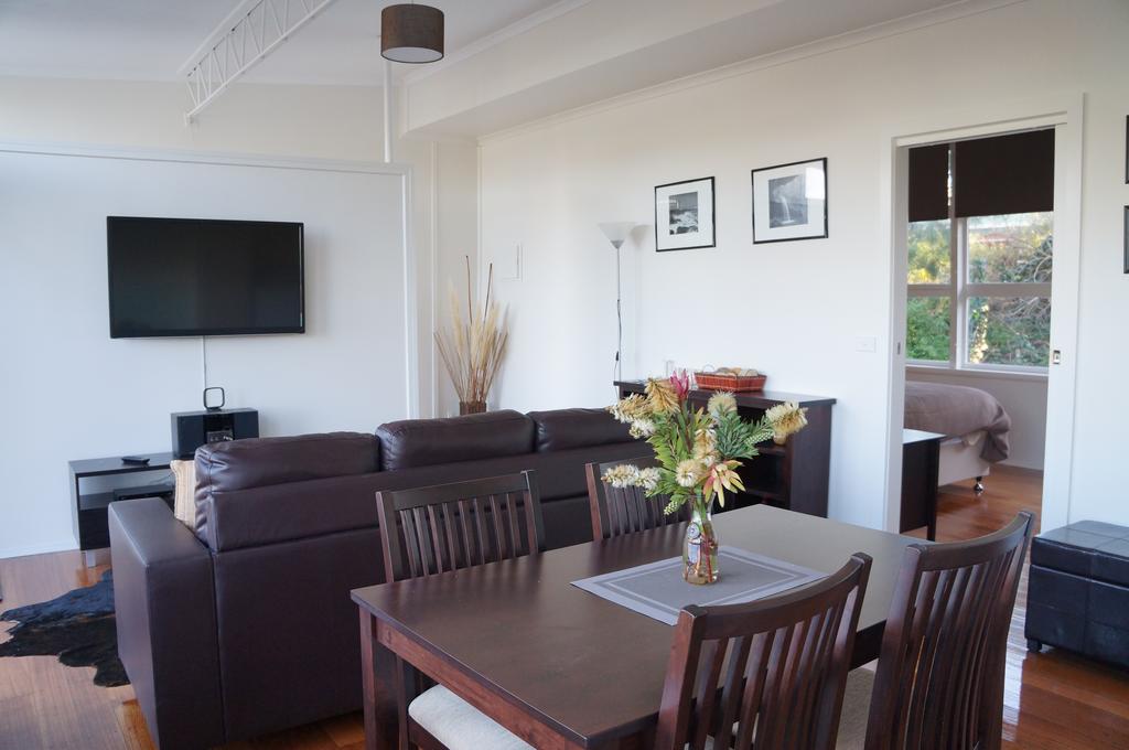Tarrone VIC Accommodation Mermaid Beach