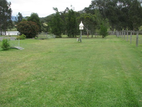 Hill Top Villas - Accommodation Mermaid Beach 2