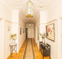 Hillside Cottage  Comfy Spacious Walk to CBD  Stannies - Accommodation Mermaid Beach