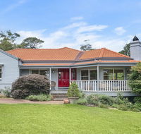 Hillview Cottage - classic country comfort and charm - Accommodation Mermaid Beach
