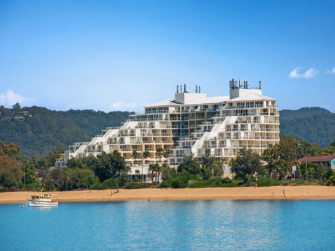 Hinterland Luxury - 1 Bedroom Hinterland View Apt - Accommodation Mermaid Beach 1