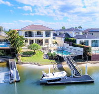 Holidays House Almafi Drive Surfers Paradise - Accommodation Mermaid Beach