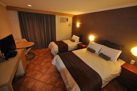 Hospitality Port Hedland - Accommodation Mermaid Beach 1