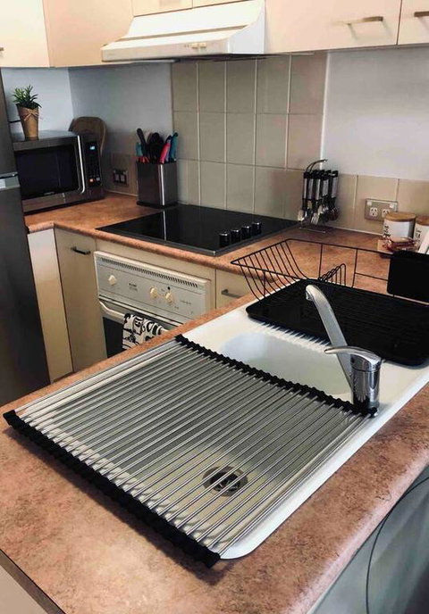 Island Central - Close To Everything! Free WiFi & Netflix - Accommodation Mermaid Beach 3