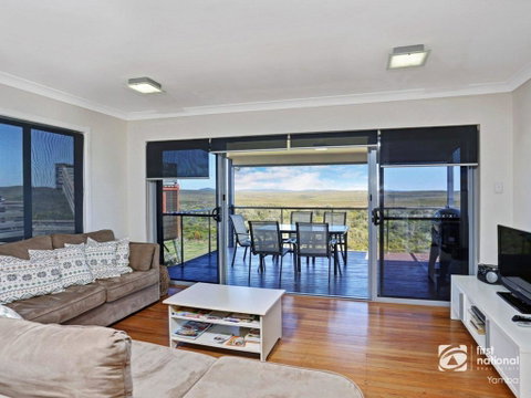 Jinalong 17 Pacific Street Family Home Great Views. - Accommodation Mermaid Beach 2