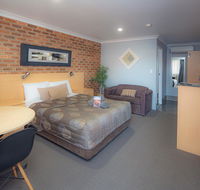 Jumbuck Motor Inn - Accommodation Mermaid Beach