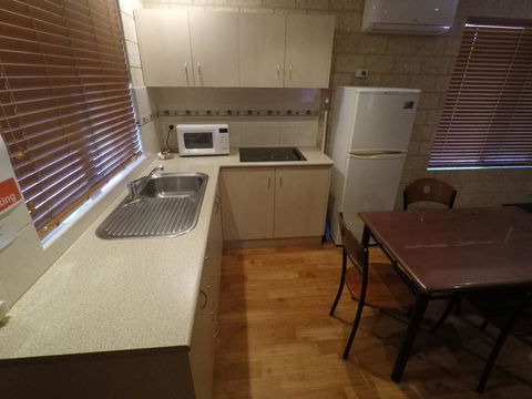 Kalbarri Tudor Holiday Park - Accommodation Mermaid Beach 2