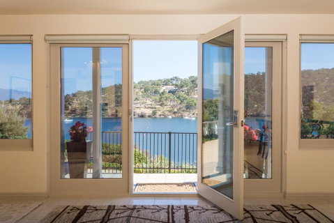 Karinya - Accommodation Mermaid Beach 0