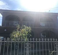 Katie's Antique House - Accommodation Mermaid Beach