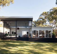 Kirby's Berrara Beach House - Accommodation Mermaid Beach