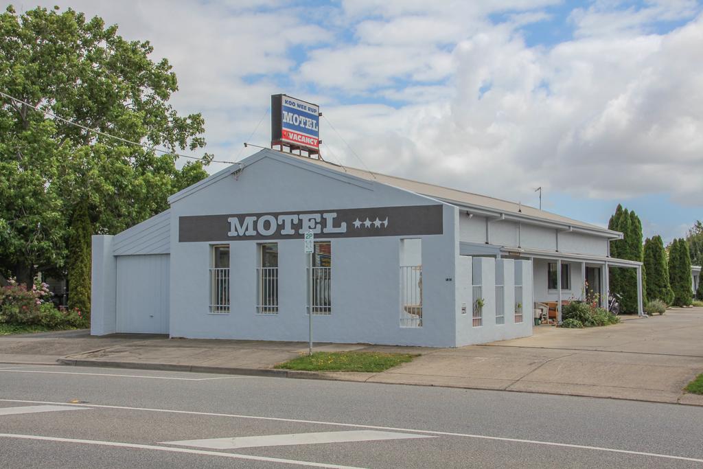 Bayles VIC Accommodation Mermaid Beach