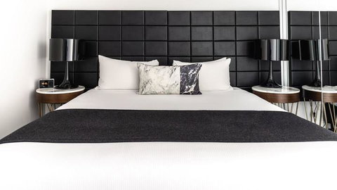 KOZYGURU Chatswood Luxury Studio NCH088 - Accommodation Mermaid Beach 0