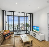 KOZYGURU FORTITUDE VALLEY 2 BED DESIGNER APT  FREE PARKING QFV179-803 - Accommodation Mermaid Beach