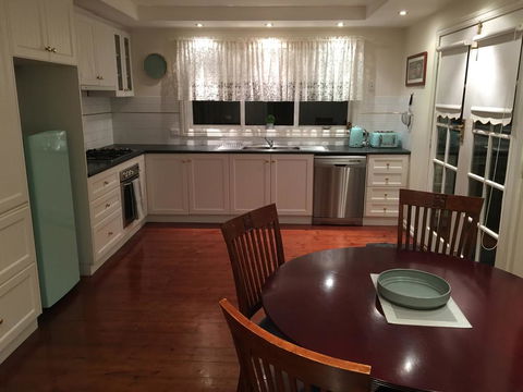 Ky Country Cottage - Accommodation Mermaid Beach 2