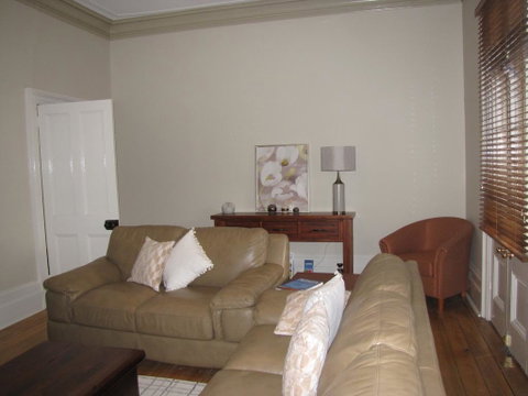 La Dentella- Terrace On Bentinck Street - Accommodation Mermaid Beach 0