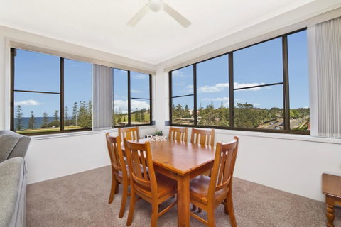 La Mer 16 11 Owen Street - Accommodation Mermaid Beach 3