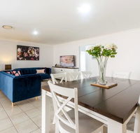 Large Executive and Family Home - Flinders View - Accommodation Mermaid Beach