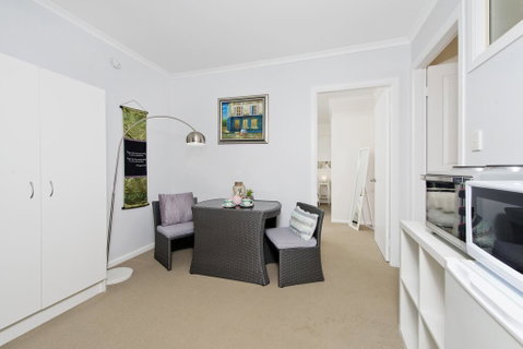 Laze Dayz At Lighthouse - Studio With Shared Pool - Accommodation Mermaid Beach 1