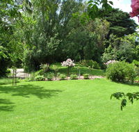 Leafield Cottages - Accommodation Mermaid Beach